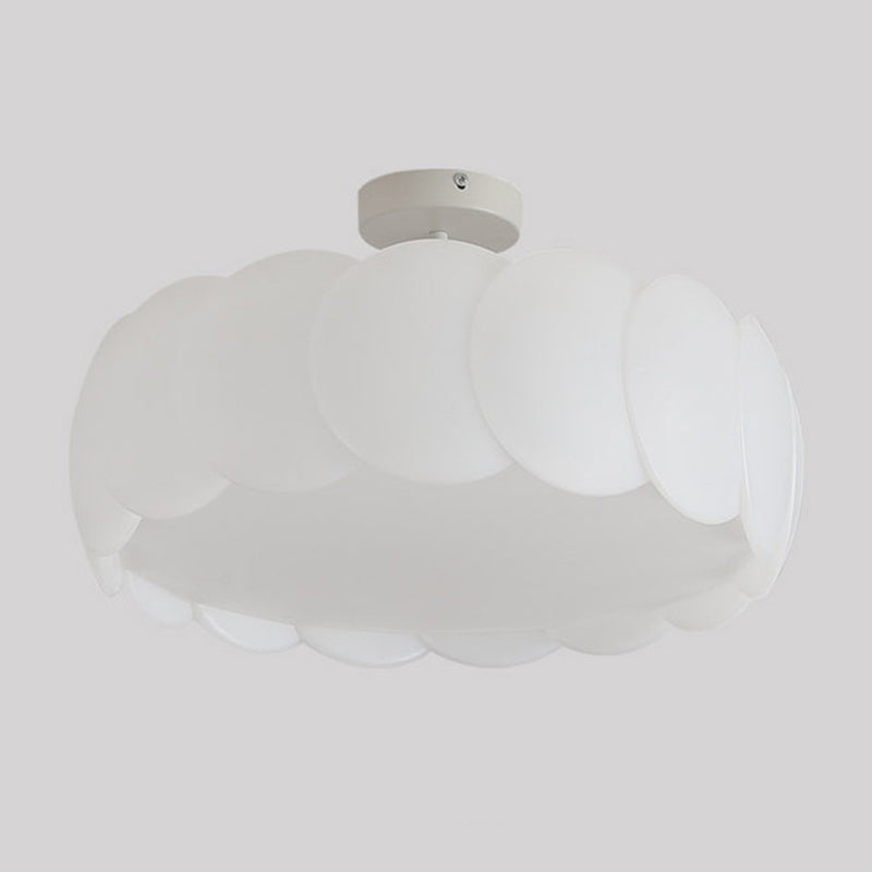 Moderne minimalistische Metall-PE-runde wellige LED-Deckenleuchte für das Schlafzimmer 