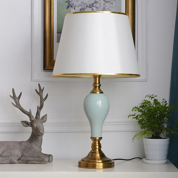 Lampe de table 1 lumière en laiton chinois traditionnel en céramique tissu en forme d&