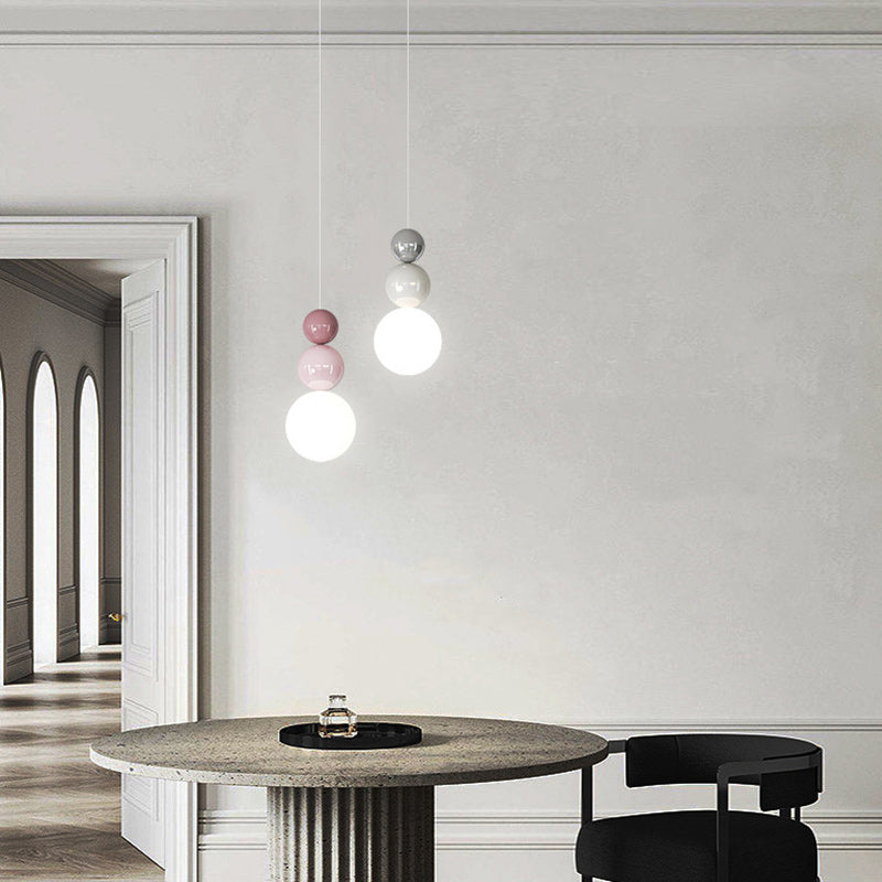 Traditional French PE Metal Globe LED Pendant Light For Bedroom