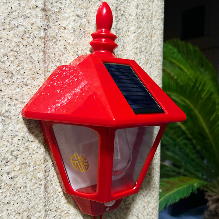 Traditionelle chinesische ABS Eisen Fu Zeichen Kegel 1-Licht Solar Wandleuchte Lampe für den Außenbereich 