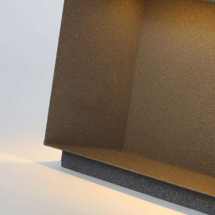 Lumière extérieure LED carrée moderne minimaliste en acier inoxydable et verre dépoli pour jardin 