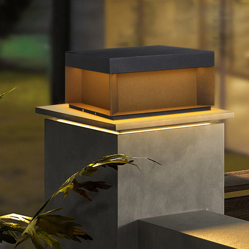 Lumière extérieure LED carrée moderne minimaliste en acier inoxydable et verre dépoli pour jardin 