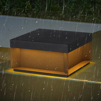 Lumière extérieure LED carrée moderne minimaliste en acier inoxydable et verre dépoli pour jardin 