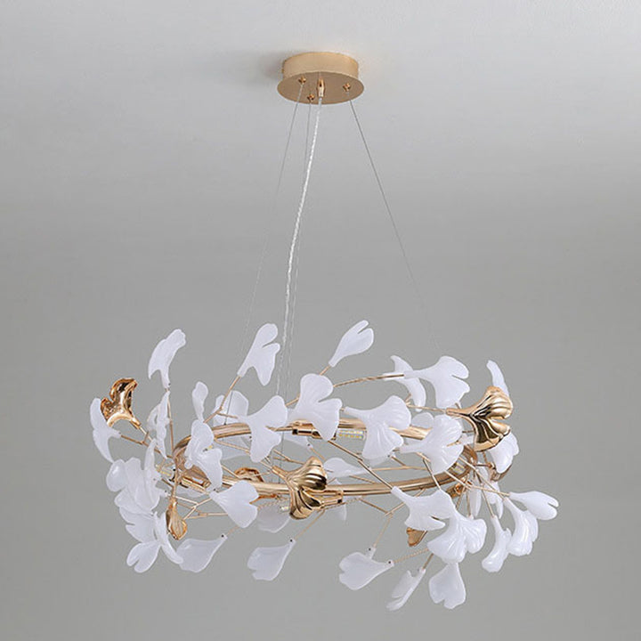 Zeitgenössischer kreativer Acryl-Aluminium-Ginkgo-Zweig 10/12/15-Licht-Kronleuchter für das Schlafzimmer 