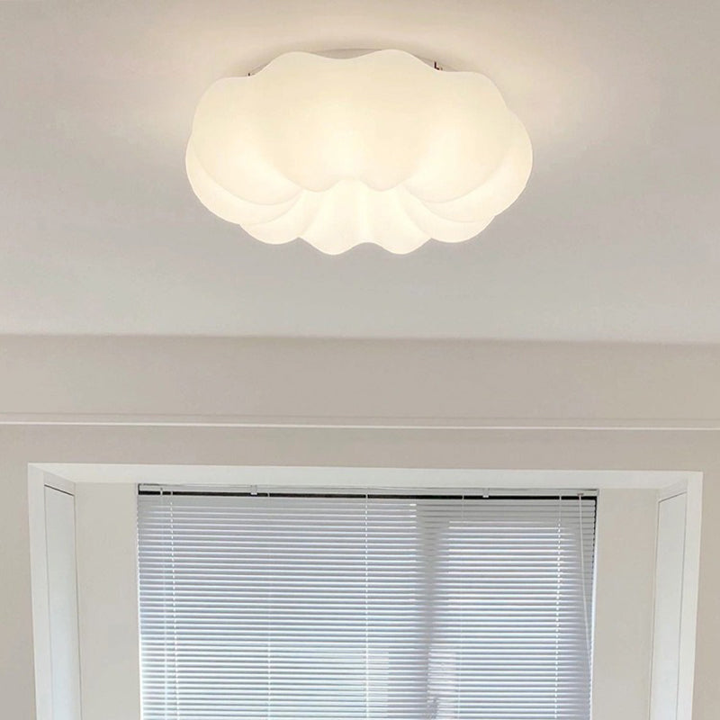 Moderne minimalistische PE-Eisen-Wolkenform runde LED-Deckenleuchte für das Schlafzimmer 