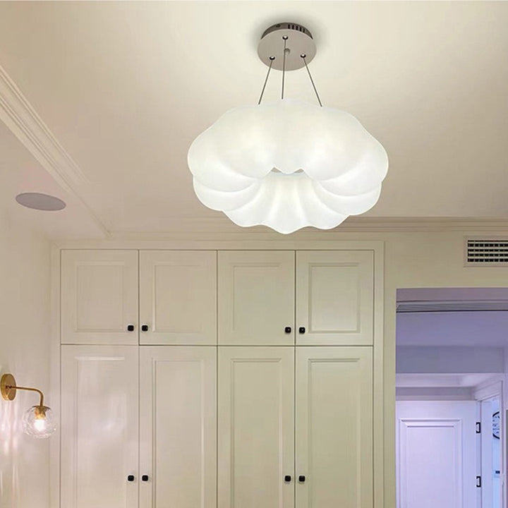 Lustre LED en forme de nuage de fer créatif contemporain pour salon 
