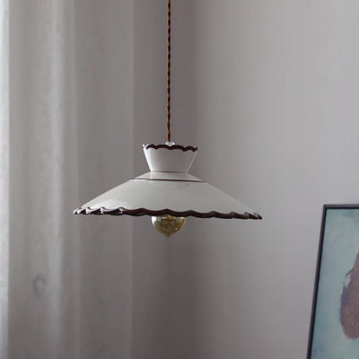 Traditionelle französische Keramik-Metall-Wellenförmige Schalenförmige 1-Licht Pendelleuchte für das Wohnzimmer 