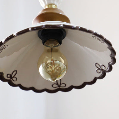 Traditionelle französische Keramik-Metall-Wellenförmige Schalenförmige 1-Licht Pendelleuchte für das Wohnzimmer 