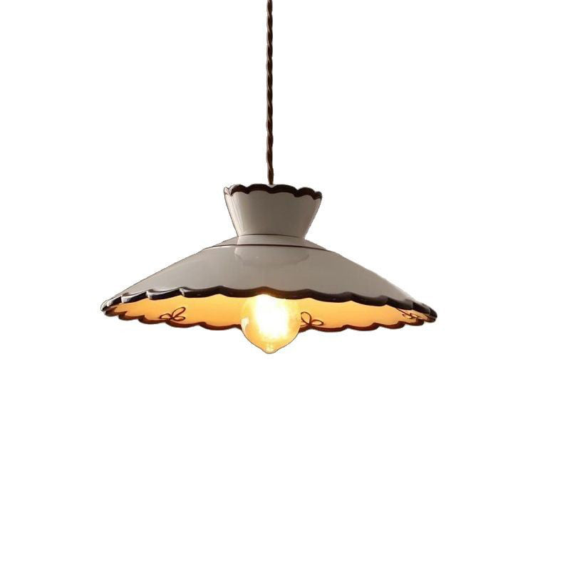 Traditionelle französische Keramik-Metall-Wellenförmige Schalenförmige 1-Licht Pendelleuchte für das Wohnzimmer 