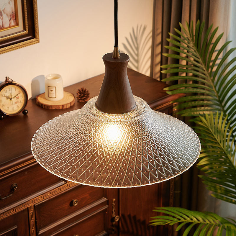 Traditionelle chinesische Glas-Walnuss-Messing-flared Runde 1-Licht-Pendelleuchte für das Schlafzimmer 