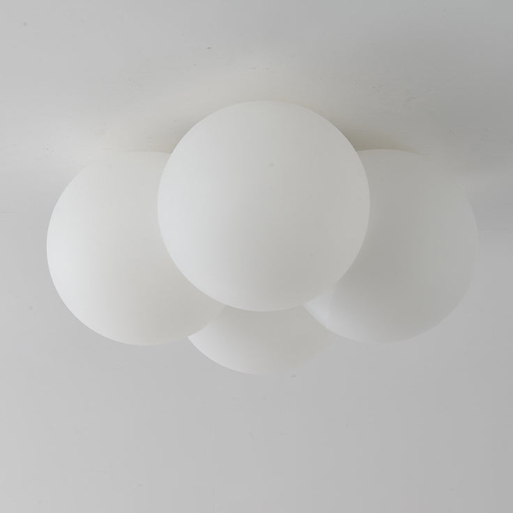 Plafonnier LED en forme de nuage en métal PVC minimaliste moderne pour chambre 
