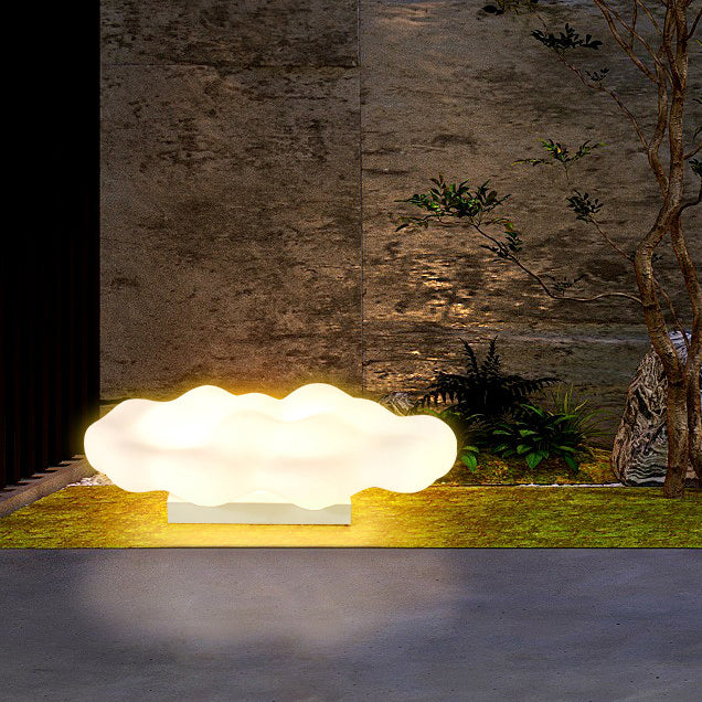 Lumière extérieure contemporaine en acier au carbone créatif en forme de nuage PE 2/3 lumières pour jardin 