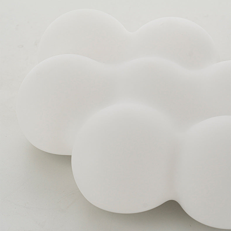 Zeitgenössische kreative PE Eisenwolkenförmige LED-Deckenleuchte für das Schlafzimmer 