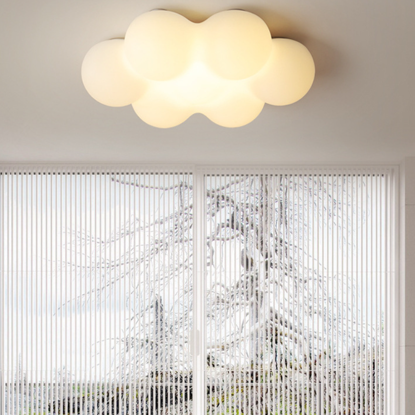 Zeitgenössische kreative PE Eisenwolkenförmige LED-Deckenleuchte für das Schlafzimmer 