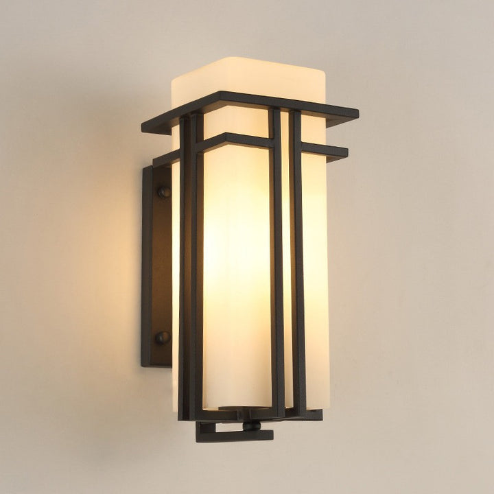 Zeitgenössische industrielle Glas-Eisen-Rechteckige 1-Licht-Wandleuchte für Wohnzimmer 