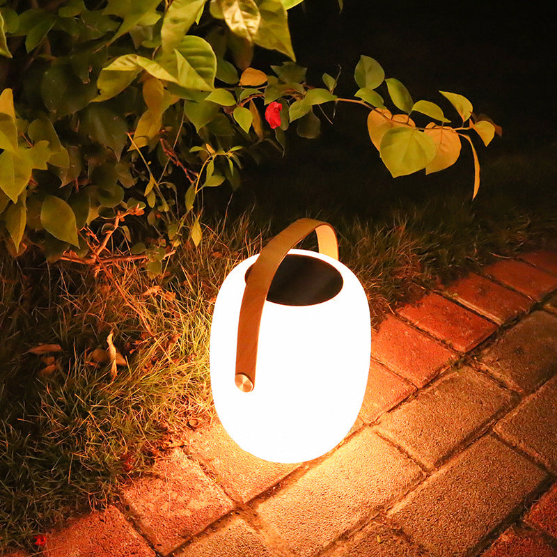 Lumière LED solaire extérieure en acrylique PE créative contemporaine en forme de tonneau pour jardin et camping 