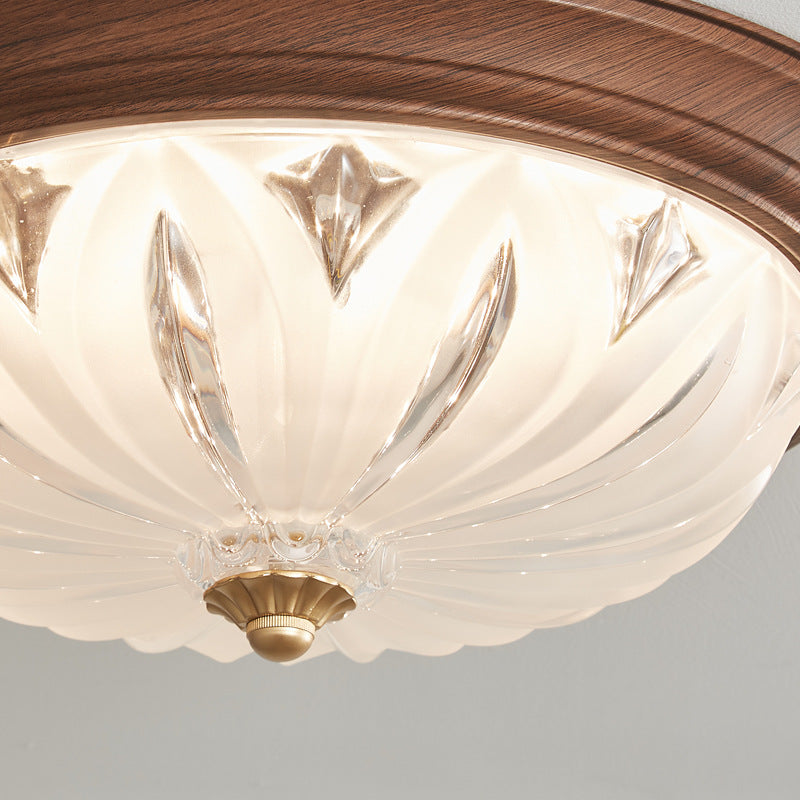 Plafonnier LED semi-dôme texturé en fer et verre chinois traditionnel pour chambre 