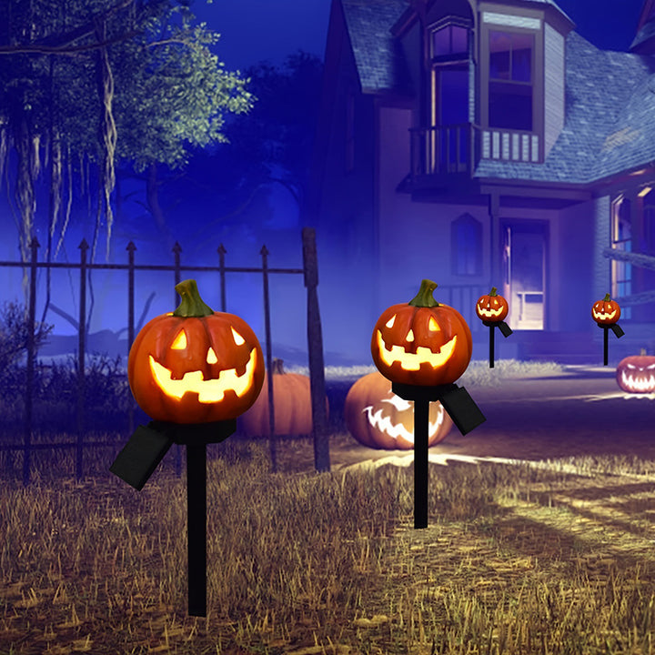 Zeitgenössische kreative PVC-Metall-Kürbis-Laterne-förmige Halloween-LED-Außen-Bodenstecker-Lampe für den Garten 