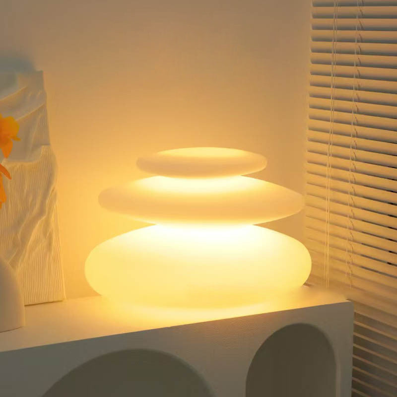 Lampe sur pied LED moderne minimaliste en PE, en forme de galet, pour jardin extérieur 