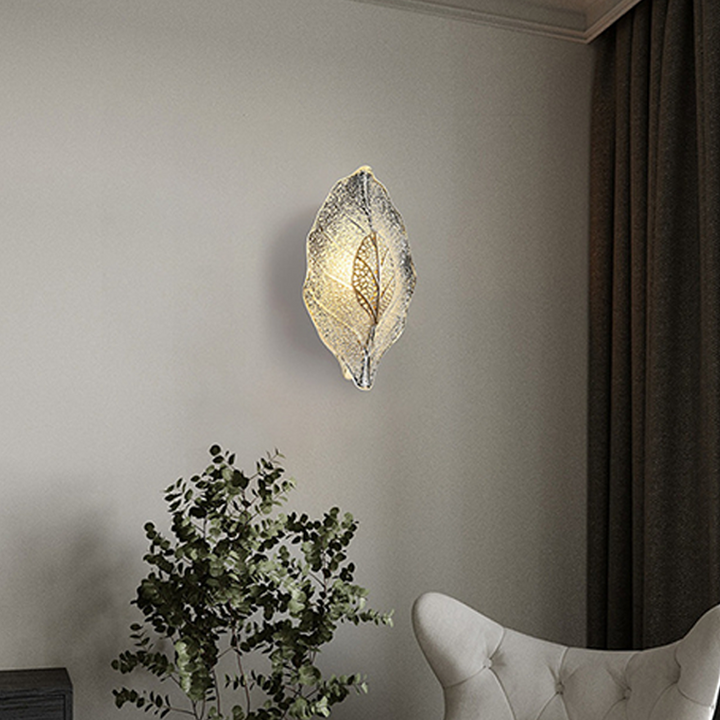Moderne kreative 1-flammige Wandleuchte in Blattform aus Aluminium, Glas und Karbonstahl für das Wohnzimmer 