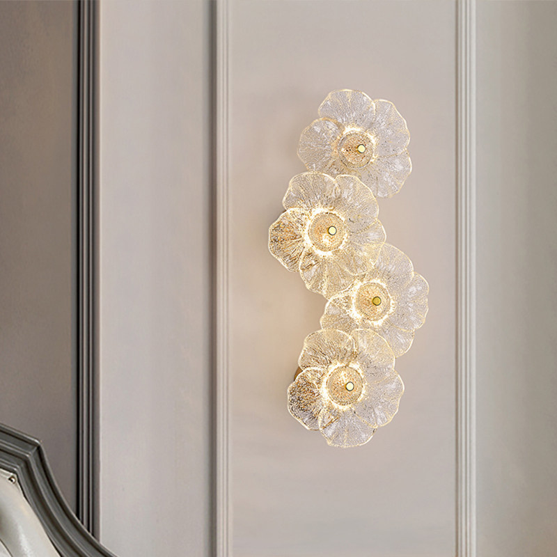 Traditionelle runde LED-Wandleuchte aus Metall und Glas im französischen Stil mit Blumenmotiv fürs Wohnzimmer 