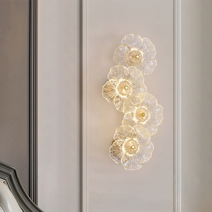 Traditionelle runde LED-Wandleuchte aus Metall und Glas im französischen Stil mit Blumenmotiv fürs Wohnzimmer 