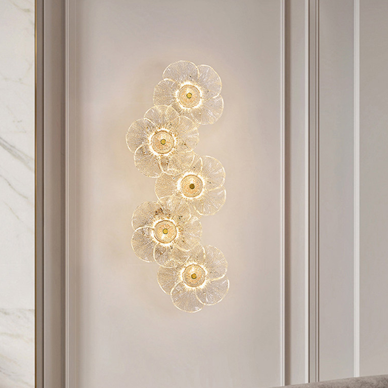 Traditionelle runde LED-Wandleuchte aus Metall und Glas im französischen Stil mit Blumenmotiv fürs Wohnzimmer 