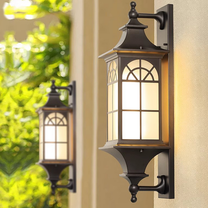 Traditionelle quadratische/rechteckige 1-flammige Außenwandleuchte aus Aluminium und Glas im chinesischen Stil für den Garten 