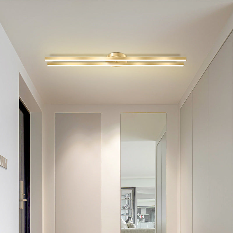 Moderne minimalistische Deckenleuchte aus Eisen, Aluminium und Acryl mit geometrischen Linien und LED für den Flur 