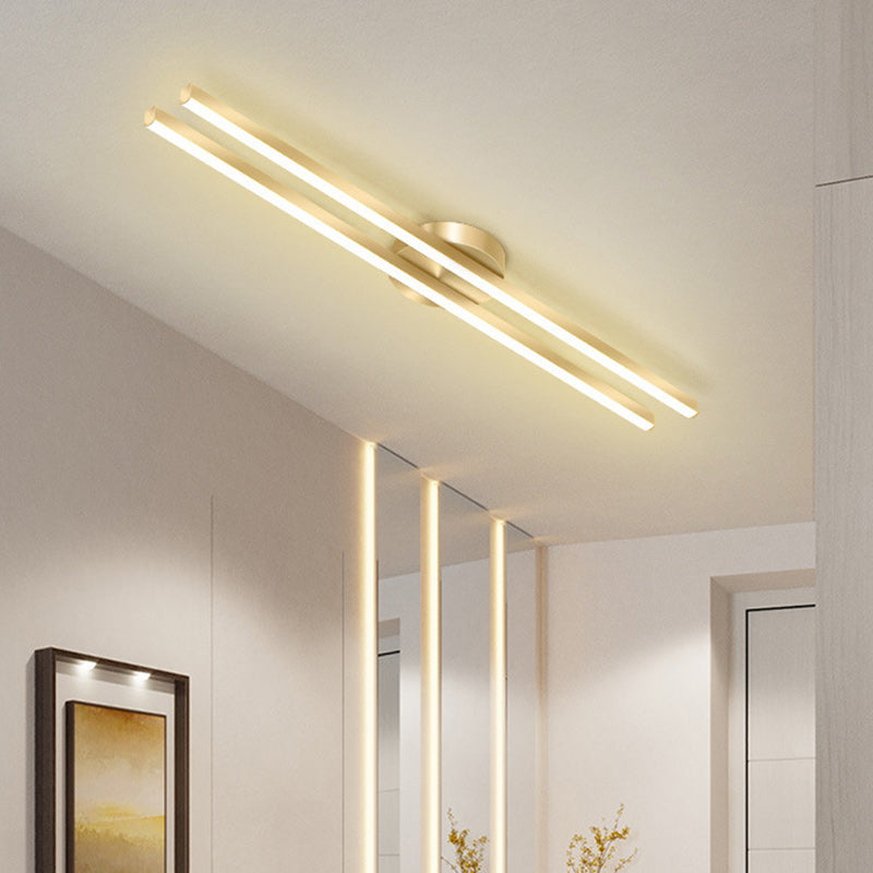 Moderne minimalistische Deckenleuchte aus Eisen, Aluminium und Acryl mit geometrischen Linien und LED für den Flur 