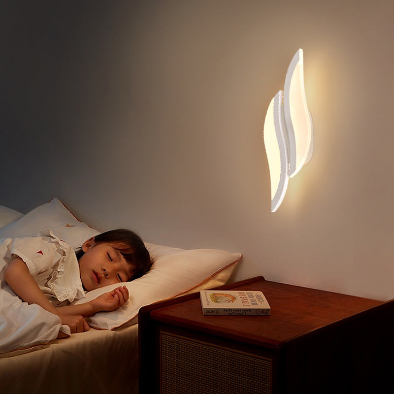 Modern Minimalist Iron & Acrylic Leaf-Shaped LED Wall Sconce Lamp For Bedroom & Living Room