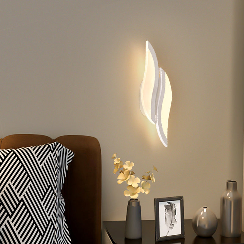 Modern Minimalist Iron & Acrylic Leaf-Shaped LED Wall Sconce Lamp For Bedroom & Living Room