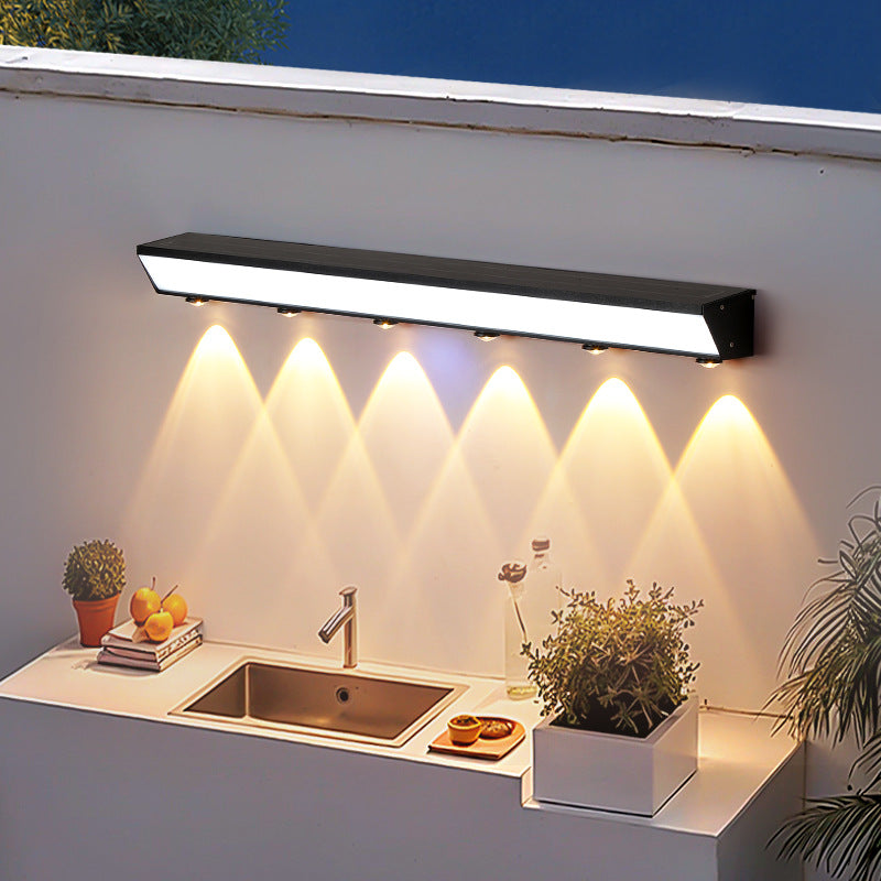 Applique murale LED rectangulaire en acrylique, aluminium et acier inoxydable avec capteur de mouvement solaire étanche minimaliste moderne pour patio extérieur 