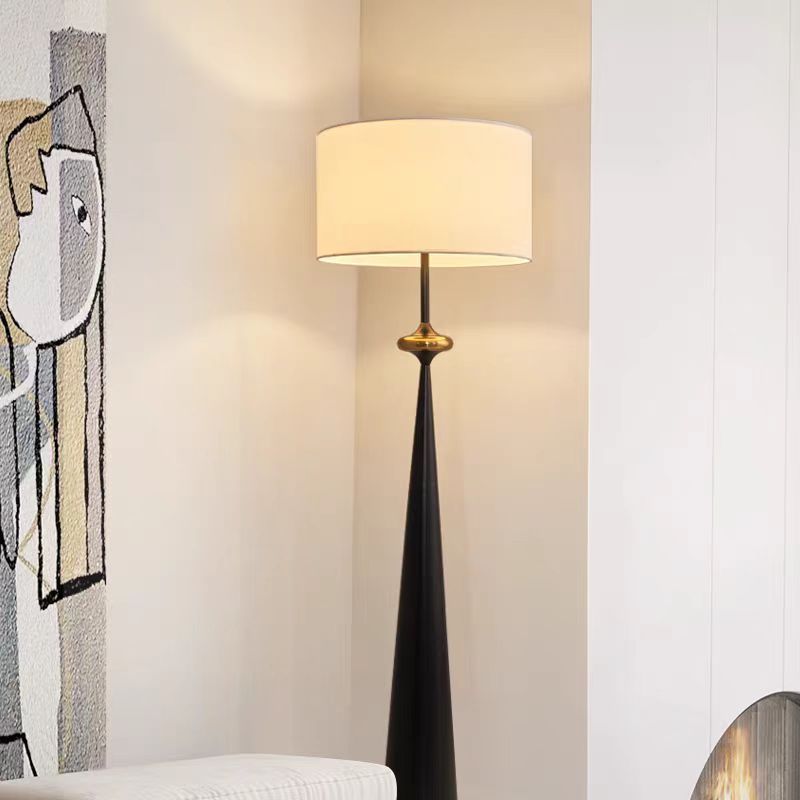 Contemporary Nordic Fabric & Iron Column-Shaped 1-Light Standing Floor Lamp For Living Room & Bedroom