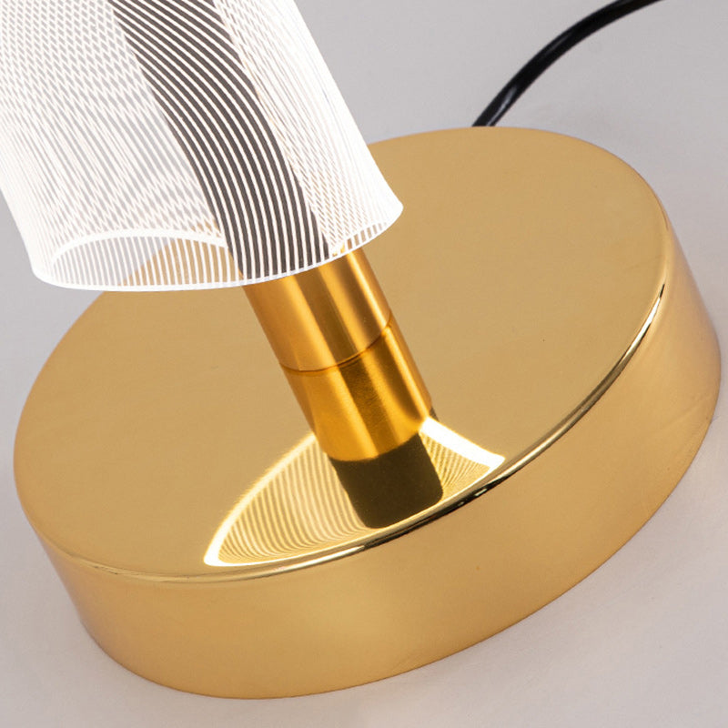 Modern Luxury Aluminum Iron And Acrylic Tower Column LED Standing Floor Lamp For Living Room And Bedroom