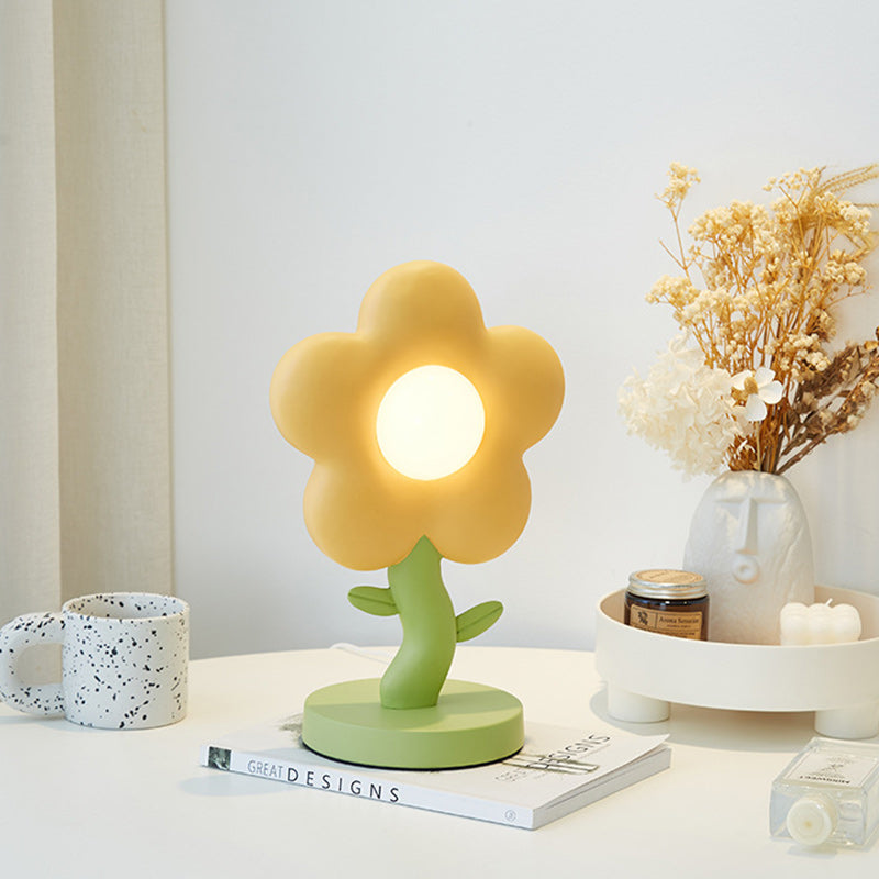 Contemporary Creative USB Kids Resin And Iron Floral LED Table Lamp For Bedroom