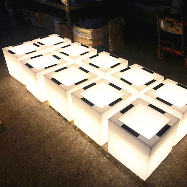 Modern Art Deco Solar Waterproof PE Square Planter LED Outdoor Light Landscape Lighting For Garden &amp; Outdoor Patio