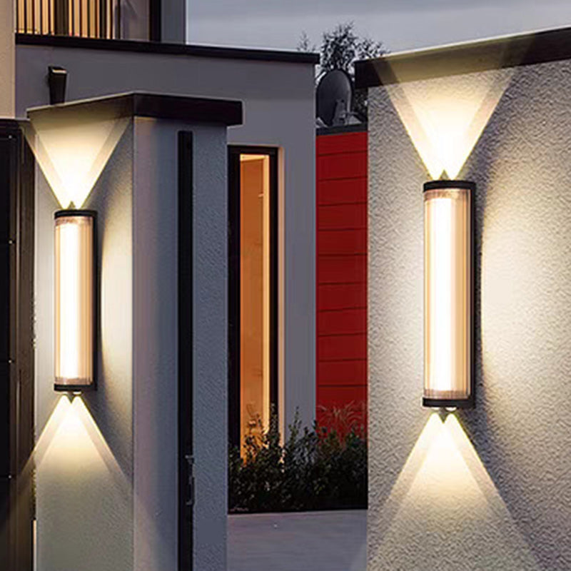 Applique murale LED en acier inoxydable étanche de style moderne et simple, avec ligne rectangulaire pour patio extérieur 