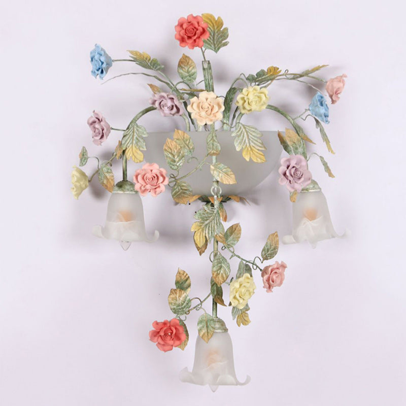 Traditionelle Bauernhaus Eisen Keramik Glas Rose Blumen Dekorative 5-Licht Wandleuchte Für Wohnzimmer Und Schlafzimmer 