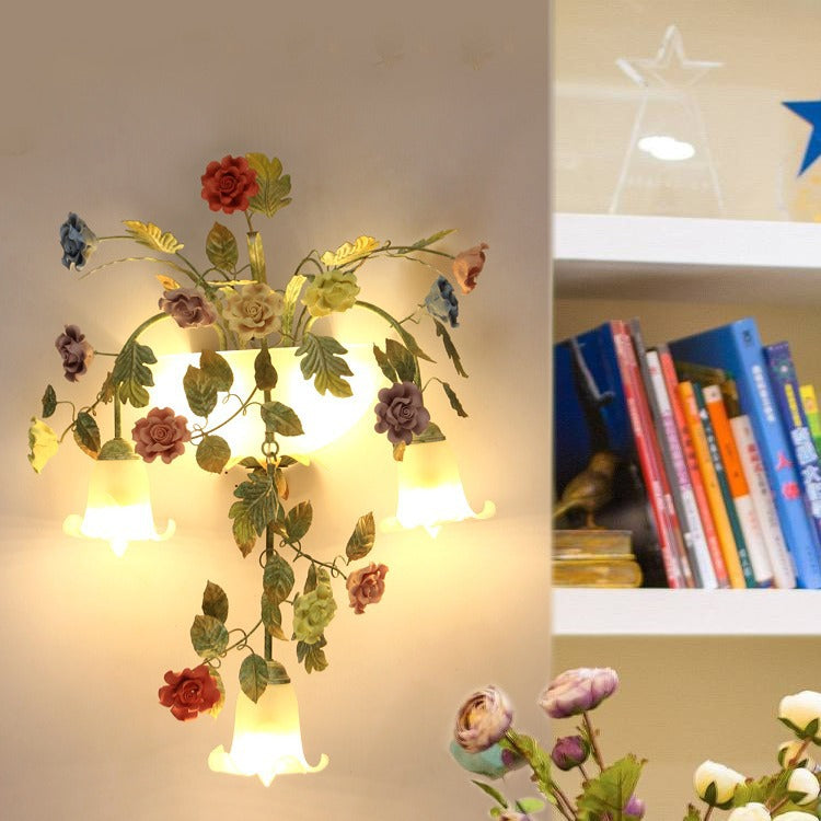 Traditionelle Bauernhaus Eisen Keramik Glas Rose Blumen Dekorative 5-Licht Wandleuchte Für Wohnzimmer Und Schlafzimmer 