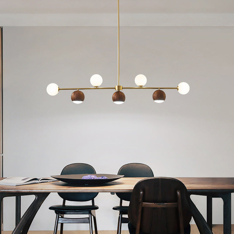 Lustre LED à 4 lumières en laiton et verre boule en noyer nordique contemporain pour salle à manger 