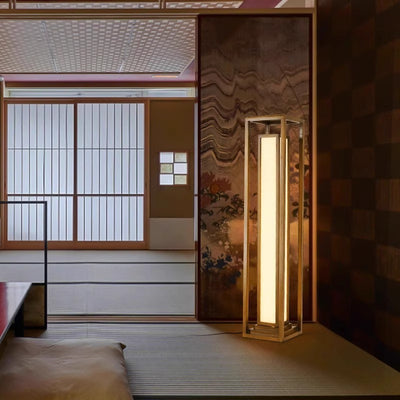 Traditionelle japanische LED-Stehlampe aus Eschenholz im Kubus-Design für Wohnzimmer und Schlafzimmer 