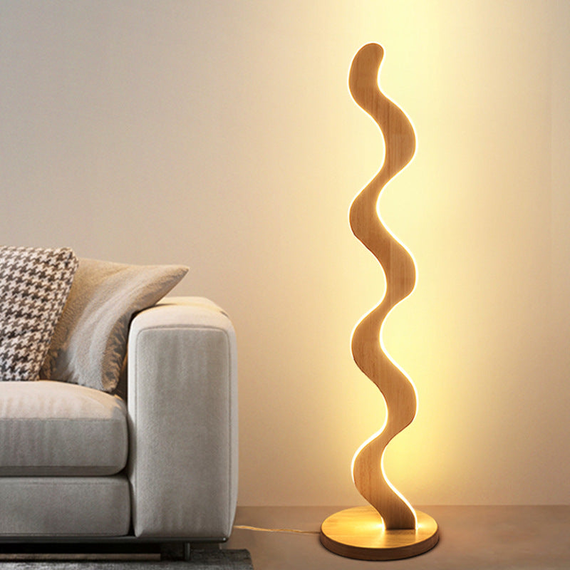 Zeitgenössische kreative Stehlampe aus Eiche & Acryl mit wellenförmigem LED-Design für Wohnzimmer und Schlafzimmer 