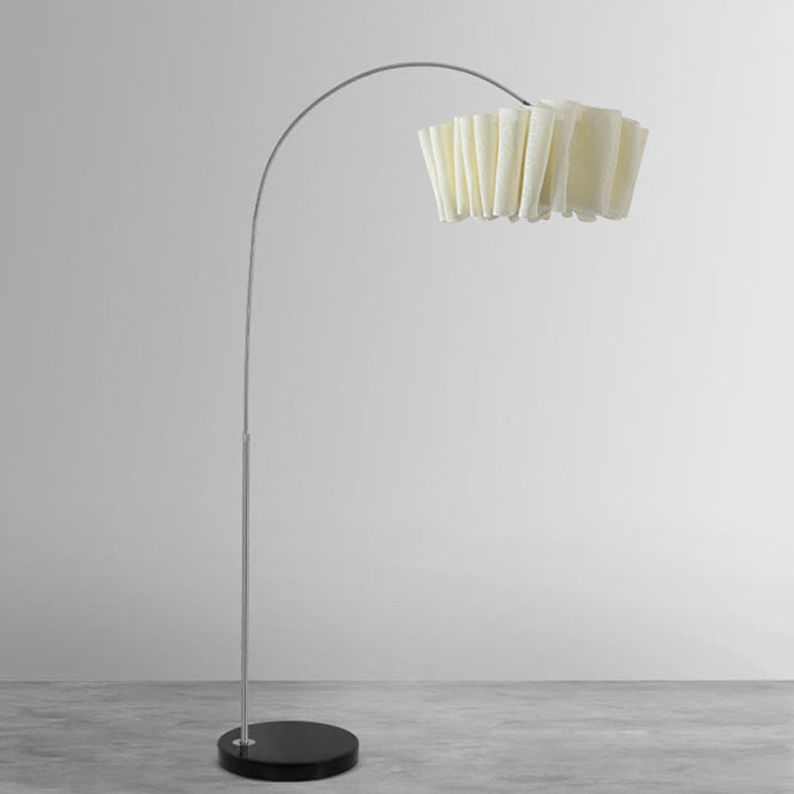 Lampe de sol traditionnelle japonaise en marbre, tissu et métal plissé à 1 lumière pour salon et chambre 
