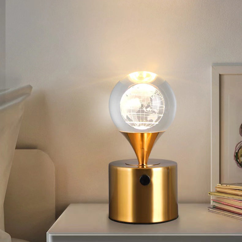 Zeitgenössische kreative Eisen- & Kristall-USB-Globus-Hirsch-Erde-Quallen-LED-Tischlampe Nachtlicht für das Schlafzimmer 