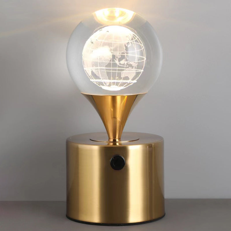 Zeitgenössische kreative Eisen- & Kristall-USB-Globus-Hirsch-Erde-Quallen-LED-Tischlampe Nachtlicht für das Schlafzimmer 