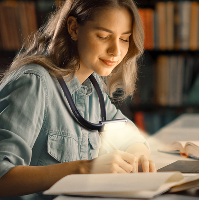 Lámpara de escritorio recargable LED en forma de U de silicona ABS minimalista moderna para dormitorio y estudio 