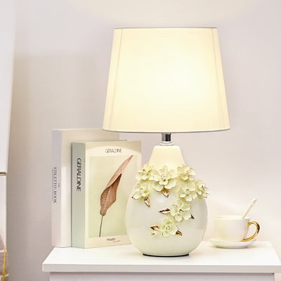 Lampe de table contemporaine nordique en céramique avec colonne florale à 1 lumière pour chambre et salon 