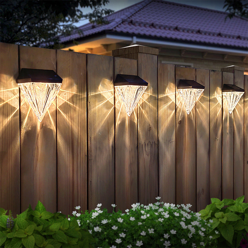 Lampadaire mural extérieur à LED en diamant ABS et PS étanche à l&