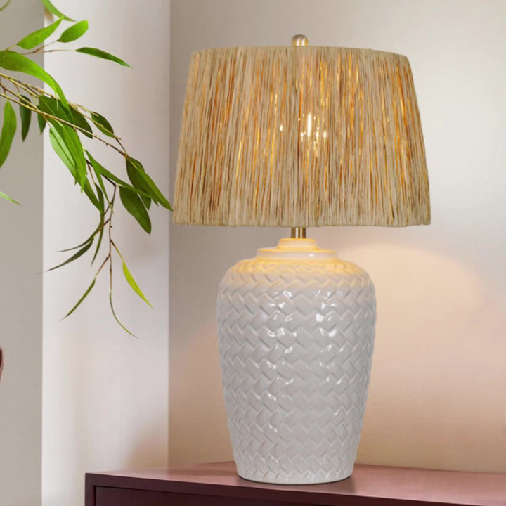Traditionelle rustikale Keramik- und Raffia-Gittermuster-Glasförmige 1-Licht-Tischlampe für Schlafzimmer und Wohnzimmer 